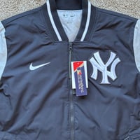Image 4 of NIKE NEW YORK YANKEES DUGOUT PERFORMANCE FULL ZIP JACKET MENS SIZE XL NEW