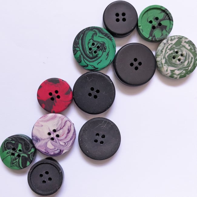 Faux-stone Button (color randomly selected)