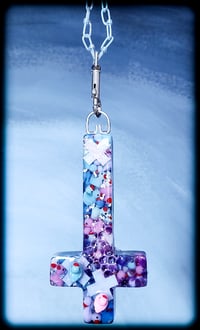Image 8 of HanGinG Cross I