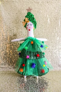 Image 2 of Mrs Kitchmas 