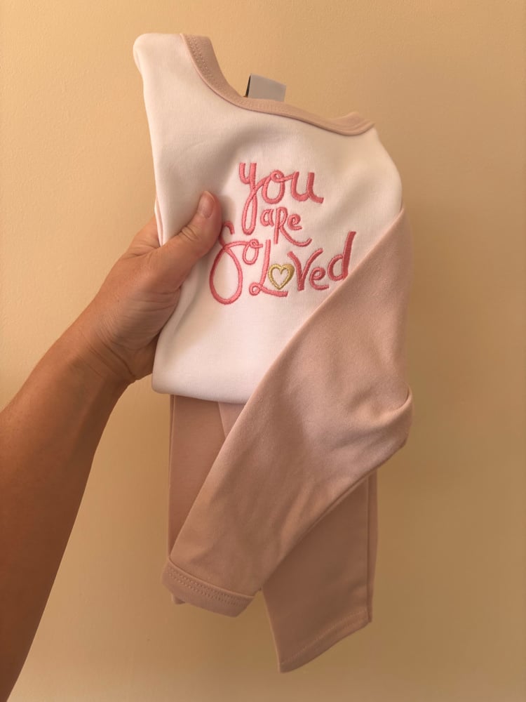 Image of 3-4 dusty pink and white pjs
