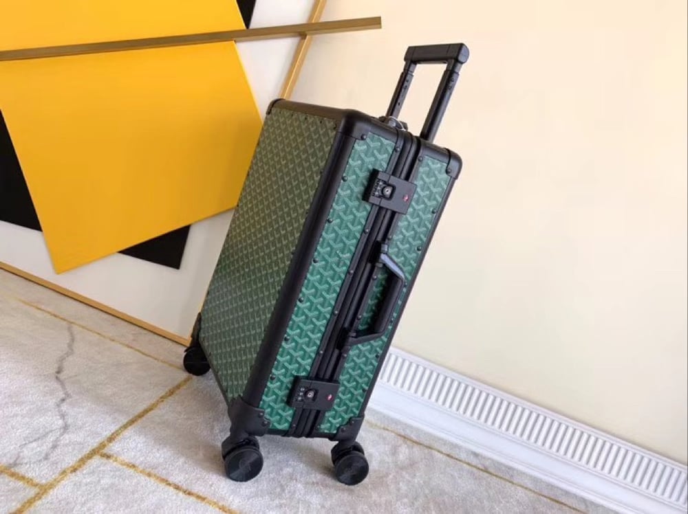 Goyàrd Carry-on Luggage
