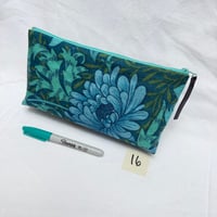 Image 1 of William Morris Standing Pouch No.16