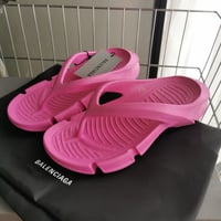 Image 1 of Balenciagà Thong Slides