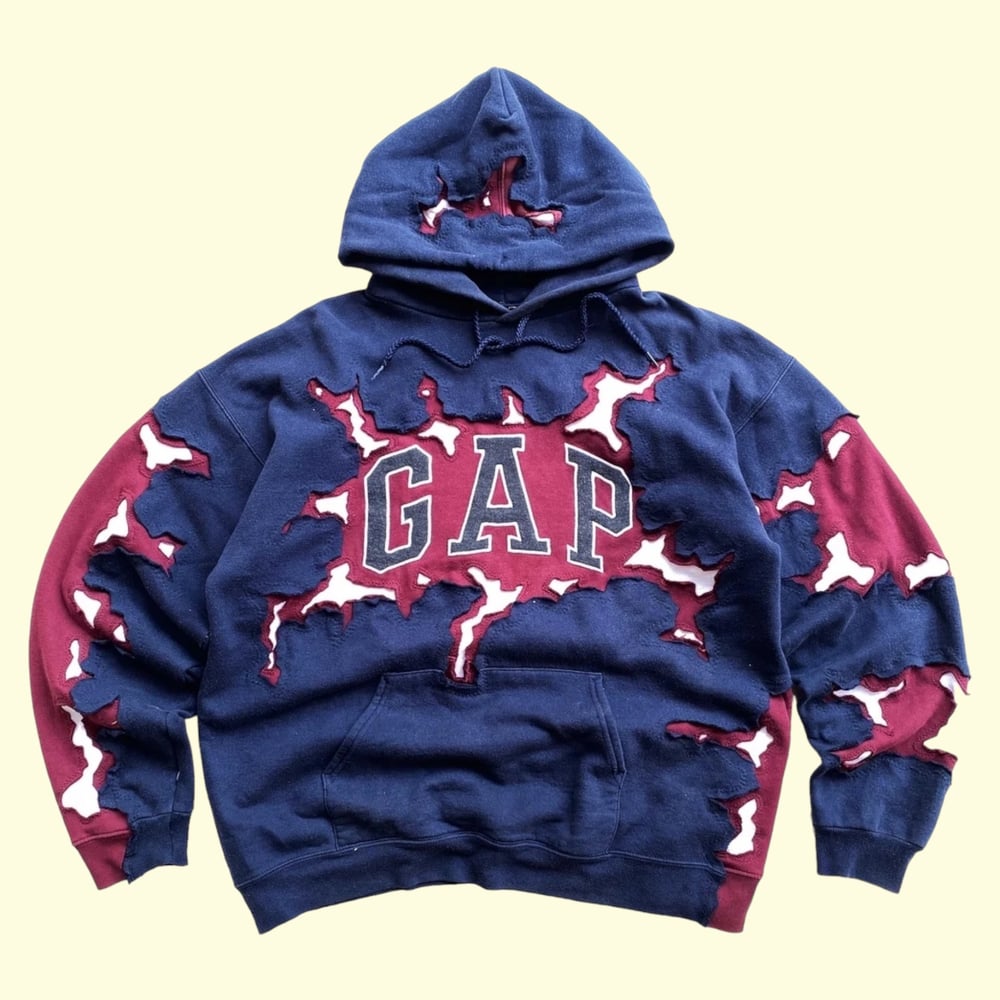 REWORKED GAP CRACKED NAVY HOODIE SIZE M