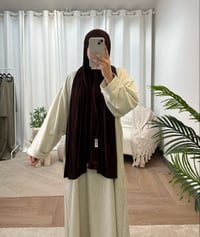 Image 5 of brown jersey hijāb