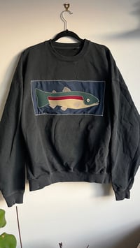 Image 3 of XXL - black trout sweater 