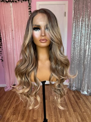 Image of Caramel Brunette luxury