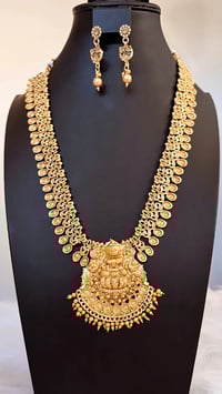 Image 1 of Temp_7009-Temple Jewelry Necklace Set Featuring Goddess Laxmi