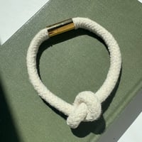 Image 1 of Pulsera Nodo