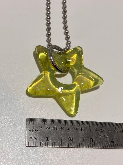Image of silver green star