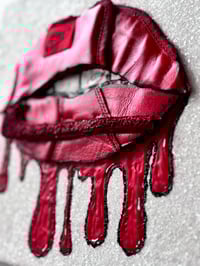 Image 5 of Kiss