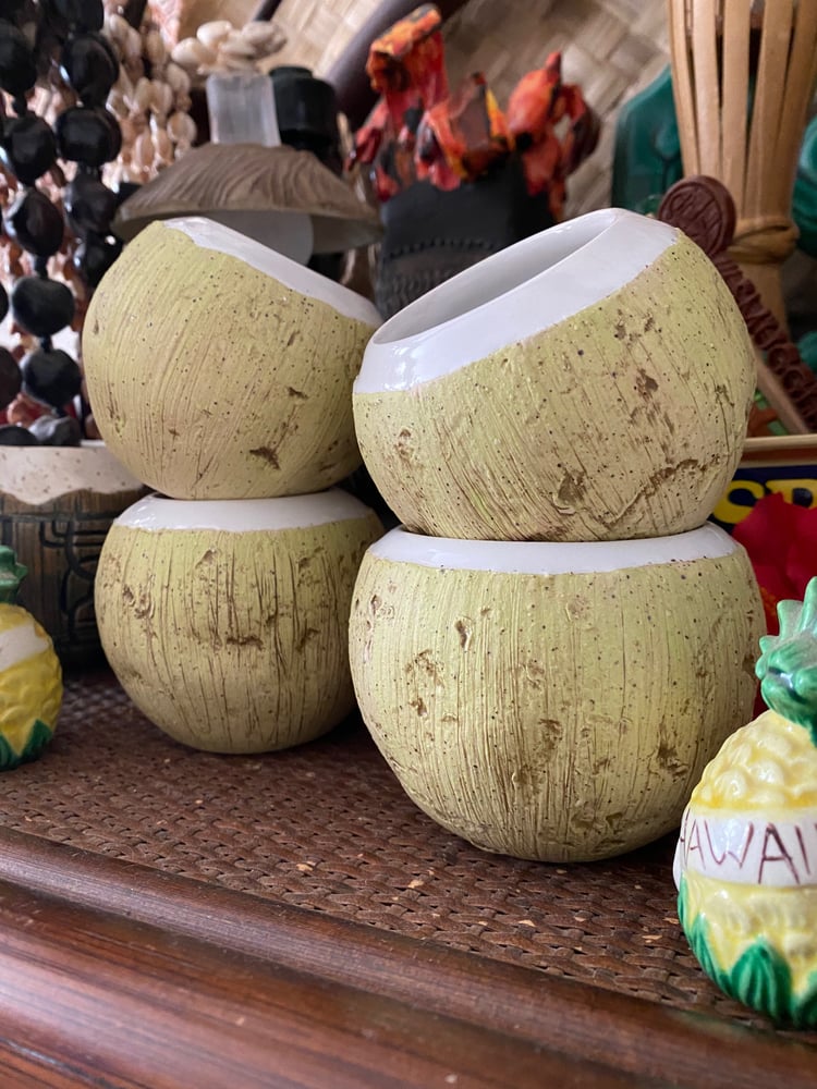 Image of (Pre-Order) Set Of (4) Baby Green Coconut Cups