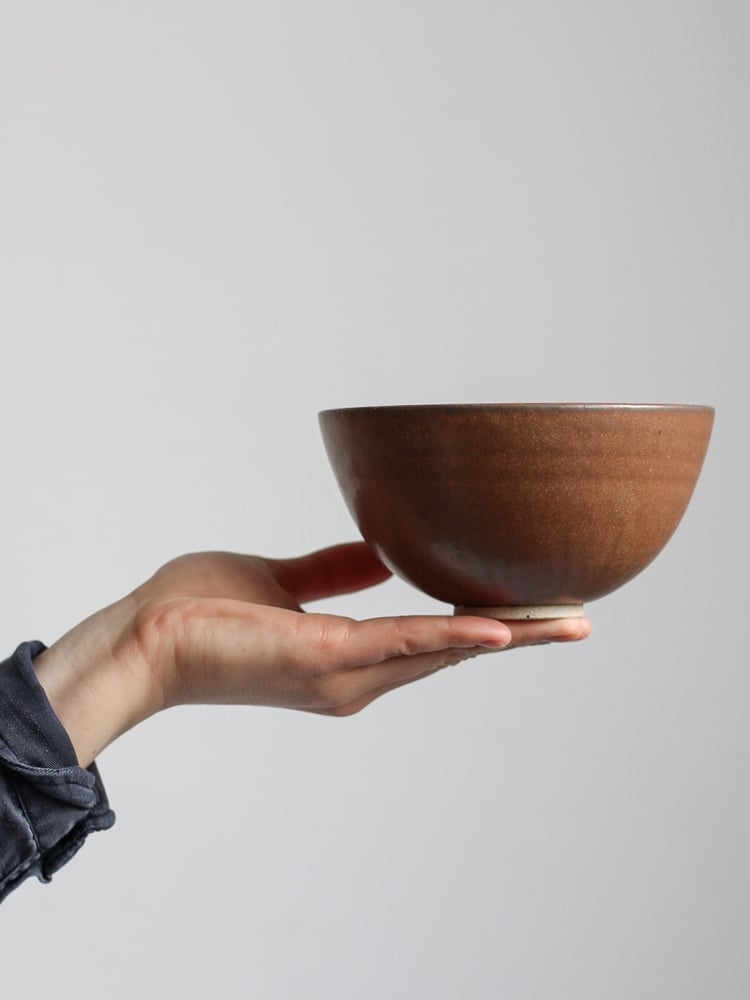 Image of medium bowl in tamba