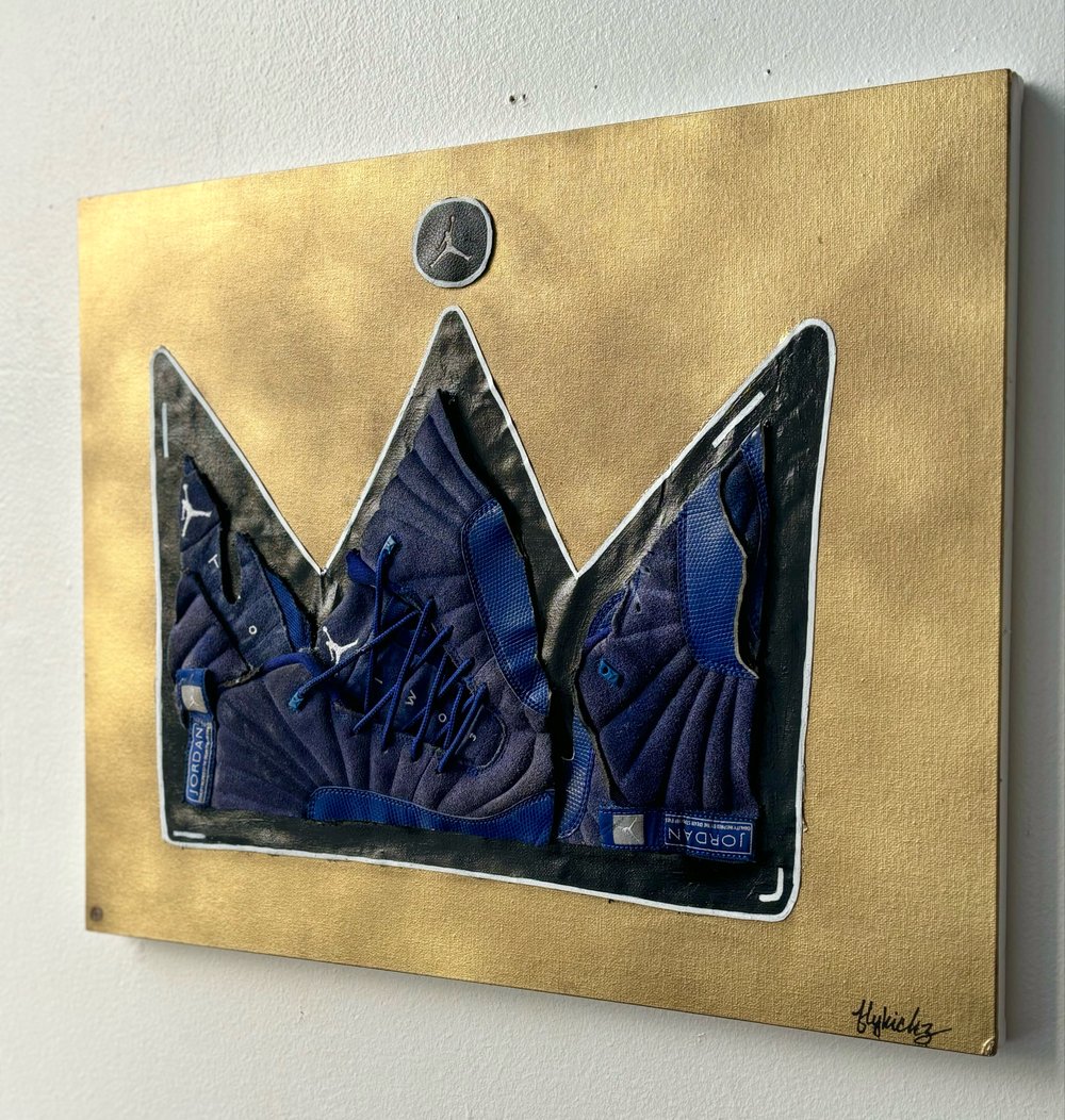 The Crown - Blue Laces