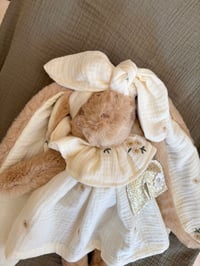Image 4 of LAPINE 38 CM ET SA TENUE MARGUERITE 🌼 