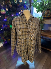 Image of Small Flannel w Bolt 