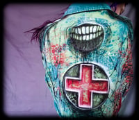 Image 2 of HeaLer Crop UV (small)