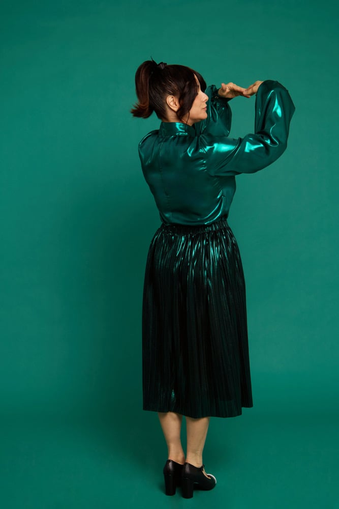 Image of Falda Barbara King