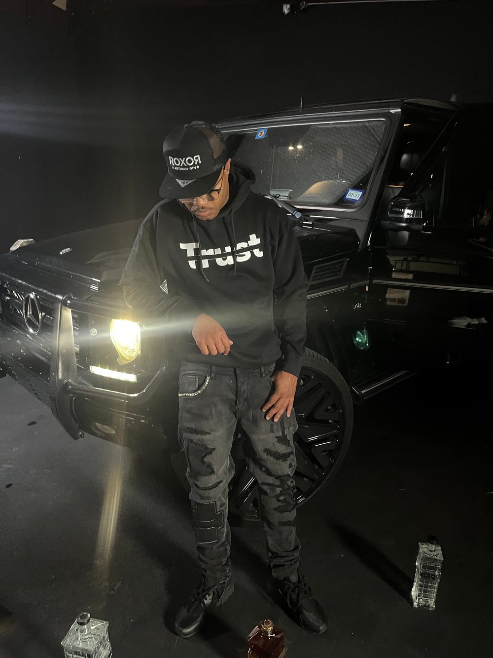 No Trust (Tees x Hoodies)