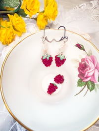 Image 1 of Raspberry Pearl earrings 