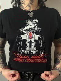 Image 2 of NEVER SURRENDER T-SHIRT 