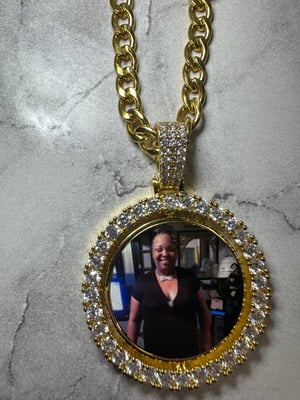 Double sided photo pendant 