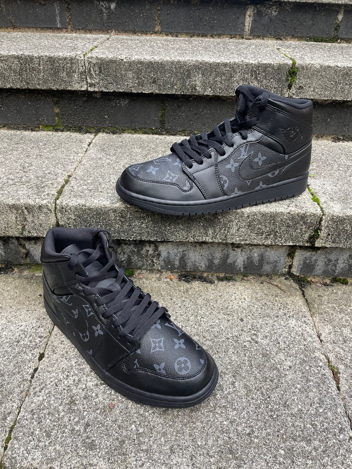 Jordan 1 shop louis vuitton black