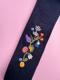 Image 2 of Slips med bunadsbroderi Oslo