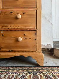 Image 5 of La commode anglaise 