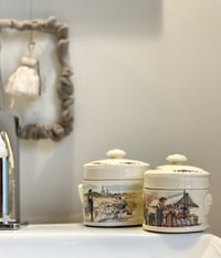 Image 2 of Anciens pots à terrine 