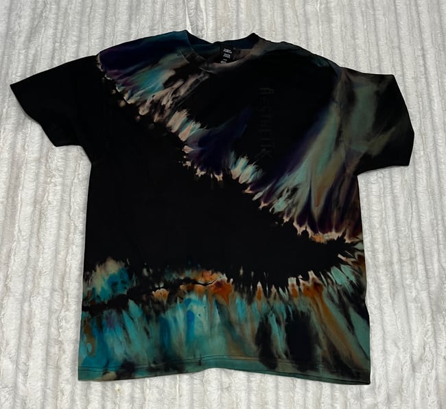 REVERSE ICE DYED T SHIRT (Mermaid's Dream)