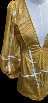 Image 7 of Low V Reversible Parachute Mini