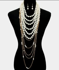 Image 1 of IVORY CREAM PEARL SET