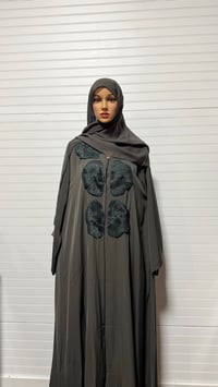 Image 10 of 3D flower Open Abaya 