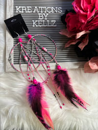 Image 5 of Lady in Pink 