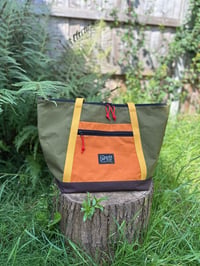 Image 1 of Everyday tote colour block edition 