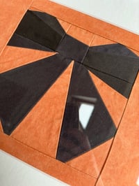 Image 2 of Bow Quilted Artwork in Frame 30x40