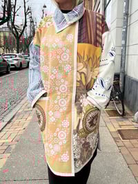 Image 22 of Beige/blue wonder coat (s-l)