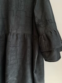 Image 12 of Pernille kjole i sort (m-xxl)