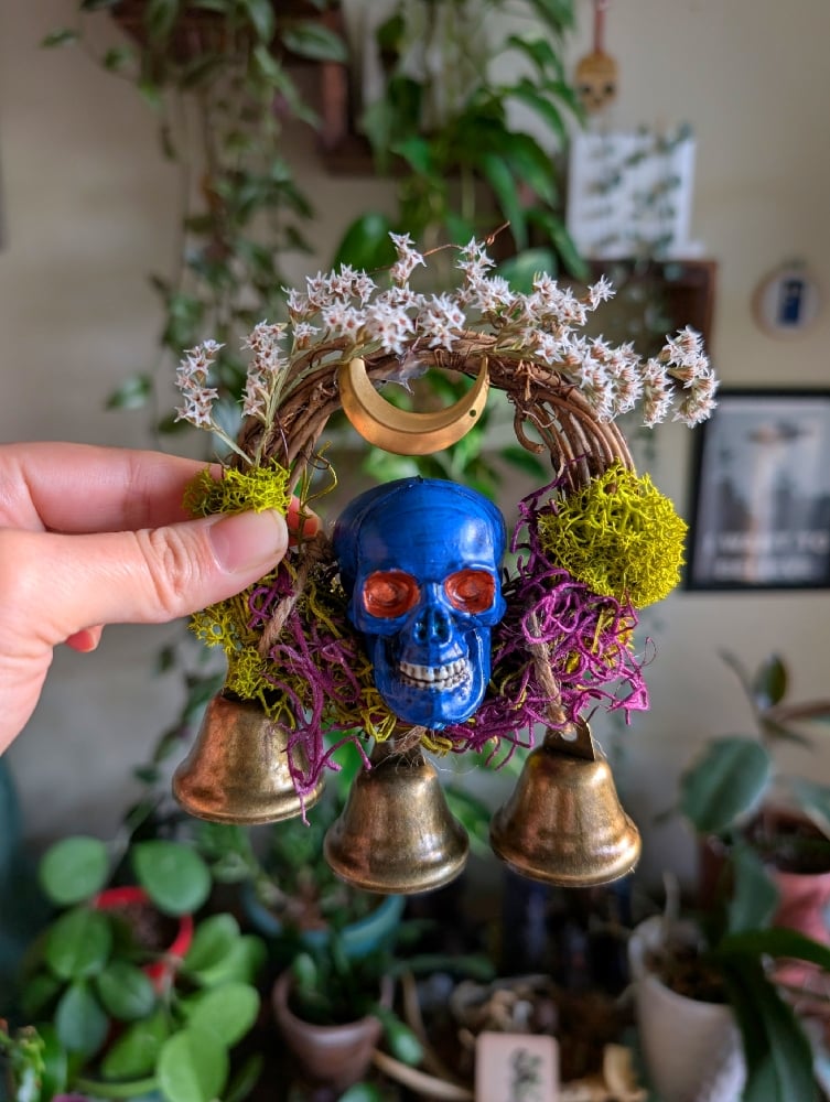 Image of Mini Grief Wreath (blue skull)