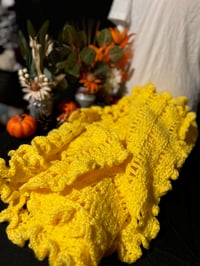 Image 2 of Ruffled Baby Blanket 