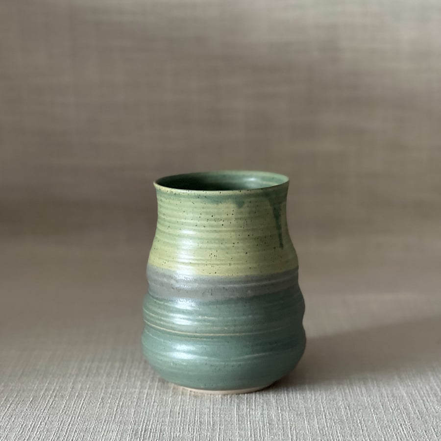 Image of RIVER VASE 