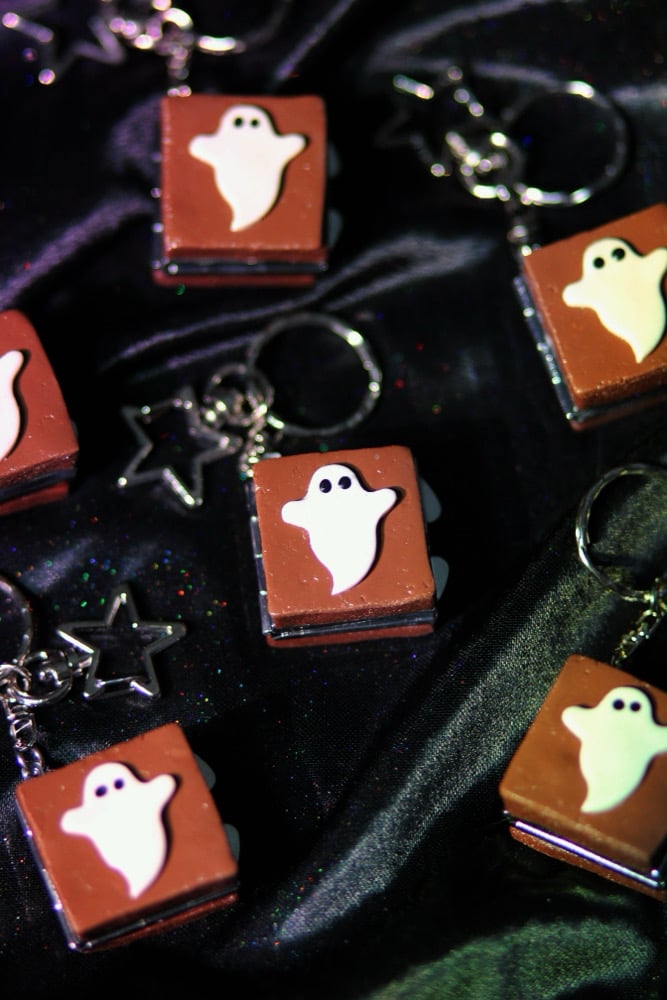Image of Ghost Brownie Keychain Mirror