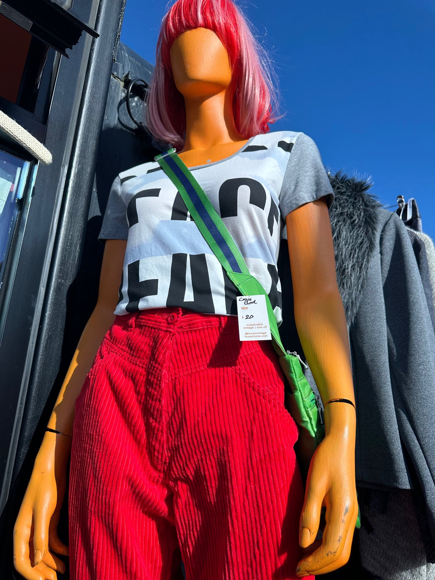 Image of MOSCHINO PEACE TOP 10/12