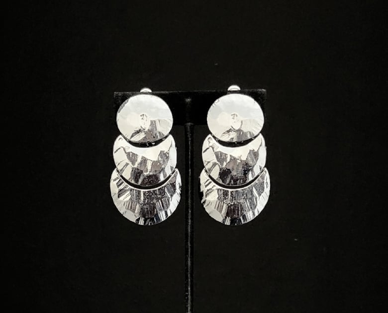 Image of Silver Beaten Clip-On Earrings 