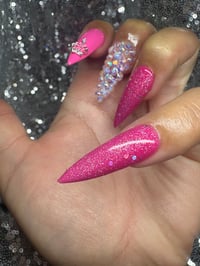 Image 10 of  Pink queen, Stiletto gel press on nails  
