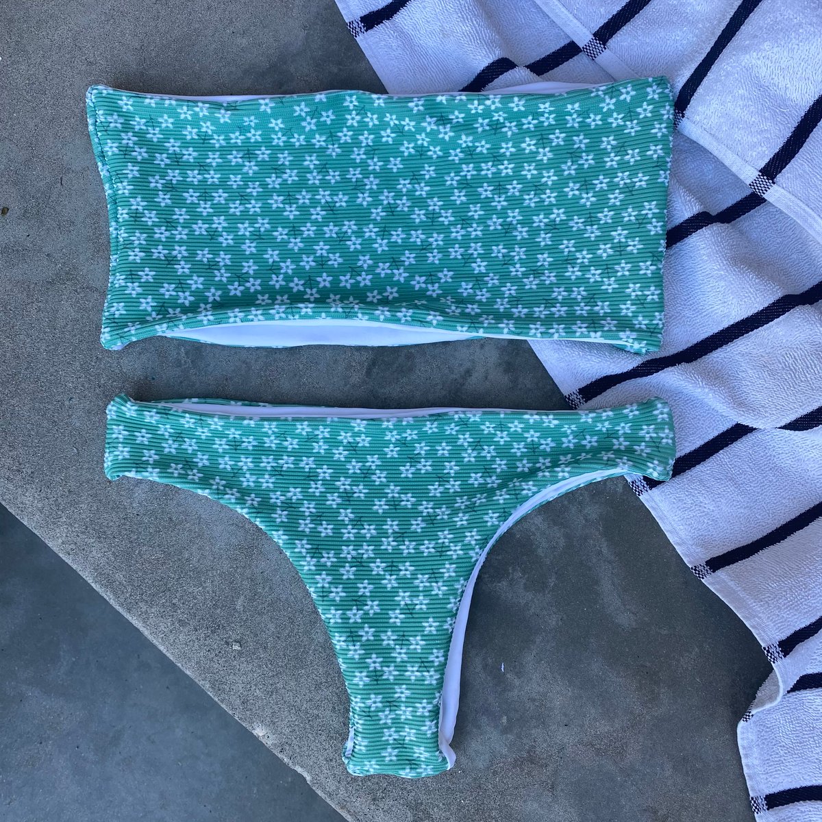 Image of LIMITED SAMPLE SET : RIBBED MINT X WHITE