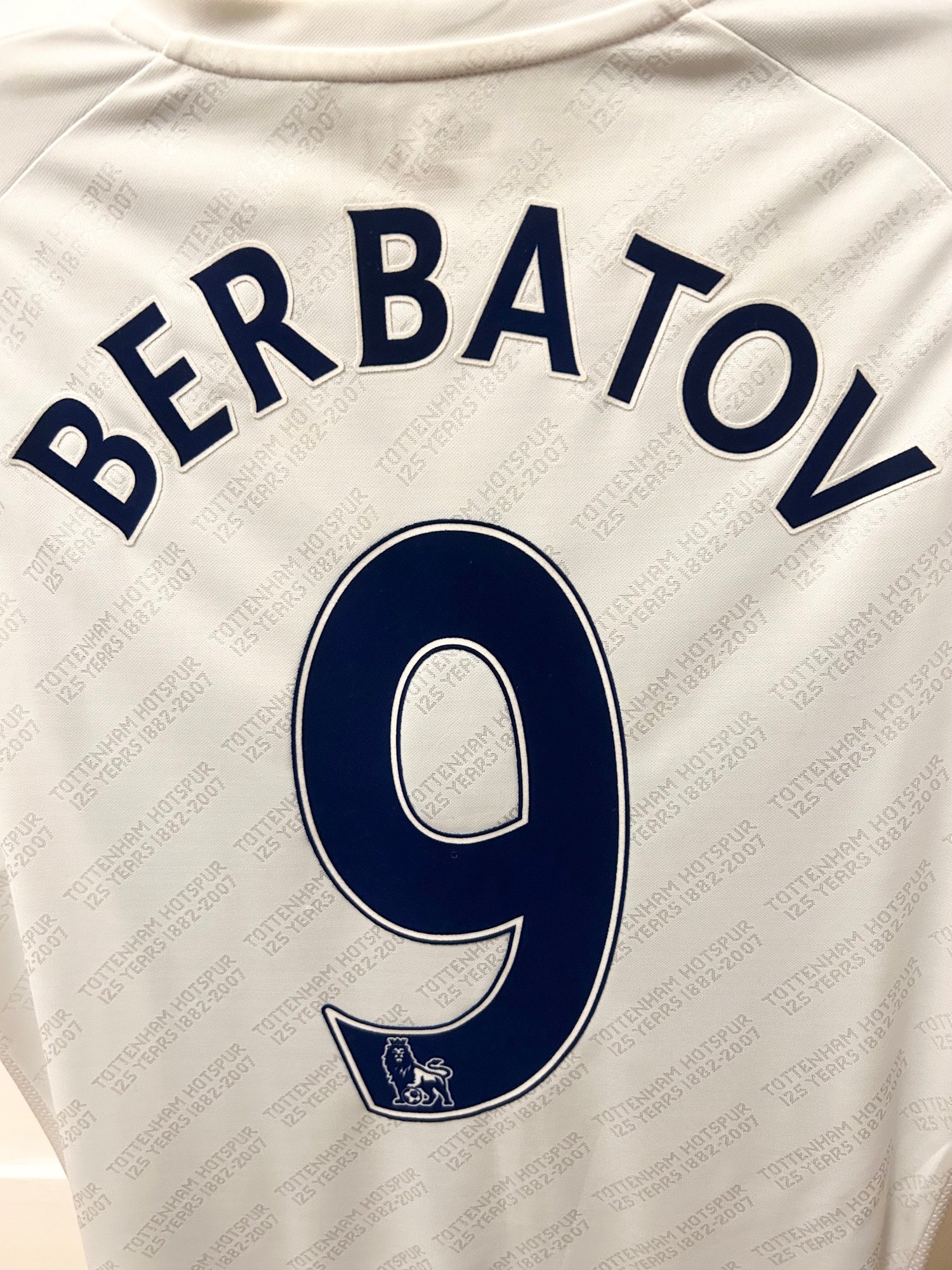 Image of Tottenham Hotspur “BERBATOV 9” 2007/08 125 YRS Home Shirt + PL patches (L)