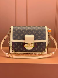 Image 4 of Lou dauphine bags (click to browse)